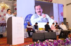 संचार माध्यमों से वैश्विक बनीं हैं भारतीय भाषाएं: प्रो.संजय द्विवेदी