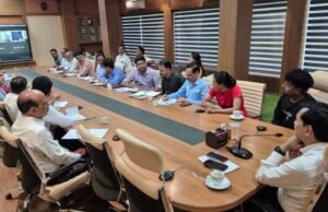 तामिया में पहली बार आयोजित मैराथन की तैयारियों को लेकर कलेक्टर ने ली बैठक