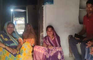 दीवाली पर सब घर दीप जलेंगे , हमारे घर आसुओ की बारिश होगी … मां ने मंगलसूत्र बेचकर इलाज कराया, पर नहीं बचा बेटा