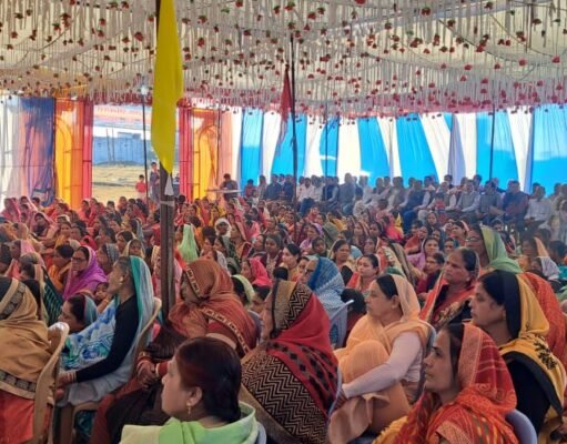 नगर के वार्ड क्रमांक 12 में श्रीमद् विष्णु महापुराण कथा का भक्तिमय आयोजन, जनप्रतिनिधि हुए शामिल