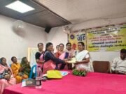 विदाई सम्मान समारोह: सेवानिवृत्त आंगनवाड़ी सेविकाओं को भावभीनी विदाई, कार्यों की सराहना