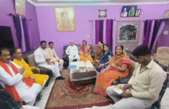 राजनीति से परे रिश्तों की गर्माहट: पवन पाटीदार ने चौरई पहुंचकर निभाया आत्मीय संबंधों का फर्ज