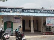 बिजली विभाग के कर्मचारी पर मनमानी का आरोप, उपभोक्ताओं में नाराजगी