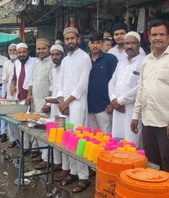 मोहर्रम पर भाईचारे की मिसाल: चौरई में 6 स्थानों पर सामूहिक लंगर, सर्वधर्म सद्भाव का दिखा सुंदर संदेश