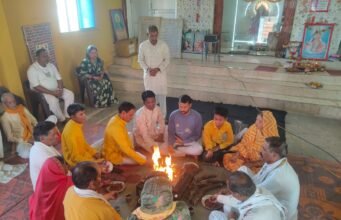 गायत्री जयंती एवं गंगा दशहरा पर गूंजे वैदिक मंत्र, एक कुंडीय हवन में उमड़ी श्रद्धा