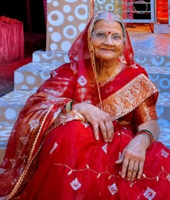 ममता, त्याग और परिवार की मजबूत नींव थीं श्रीमती उर्मिला देवी खंडेलवाल