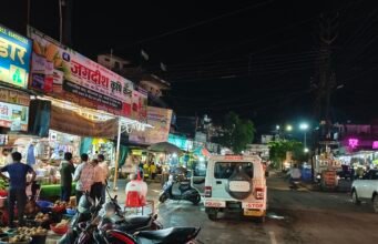 चौरई में संभागीय टीम का खाद-बीज दुकानों पर निरीक्षण