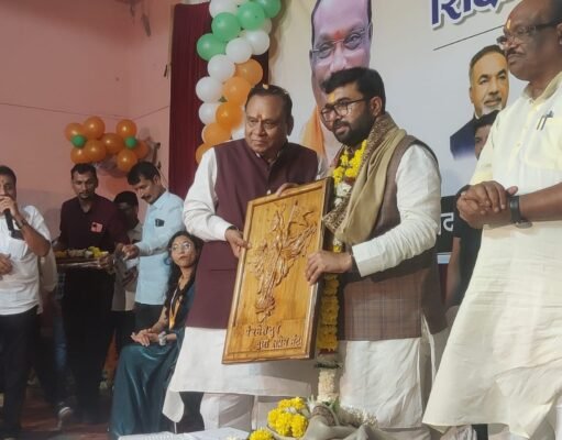शिक्षक विषय के विशेषज्ञ हों, तभी विद्यार्थियों के व्यक्तित्व का बेहतर निर्माण संभव : डीडी उइके